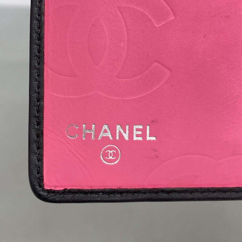 CHANEL Authentic Black Lambskin Leather Wallet - Picture 4 of 13